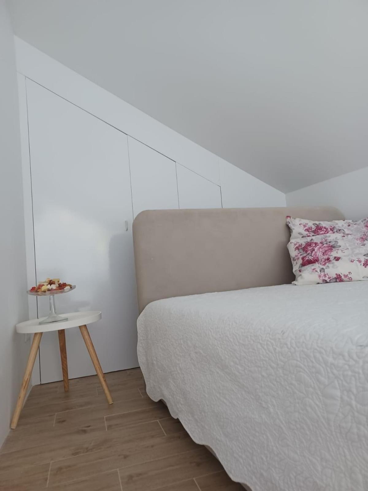 Zil - Studio Apartment City Center Загреб Екстериор снимка