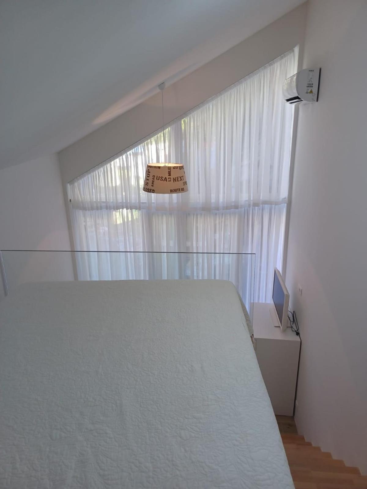 Zil - Studio Apartment City Center Загреб Екстериор снимка